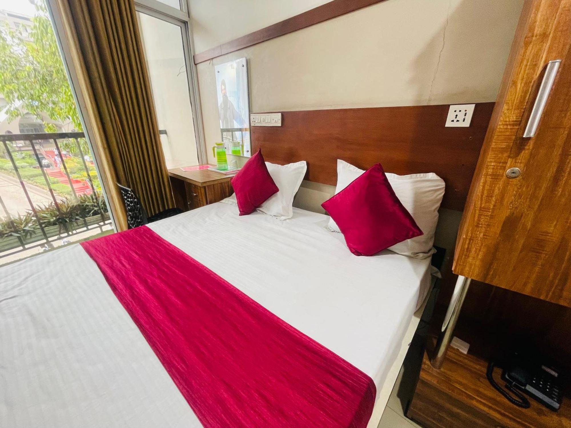Rio Rooms Mims Calicut Екстер'єр фото